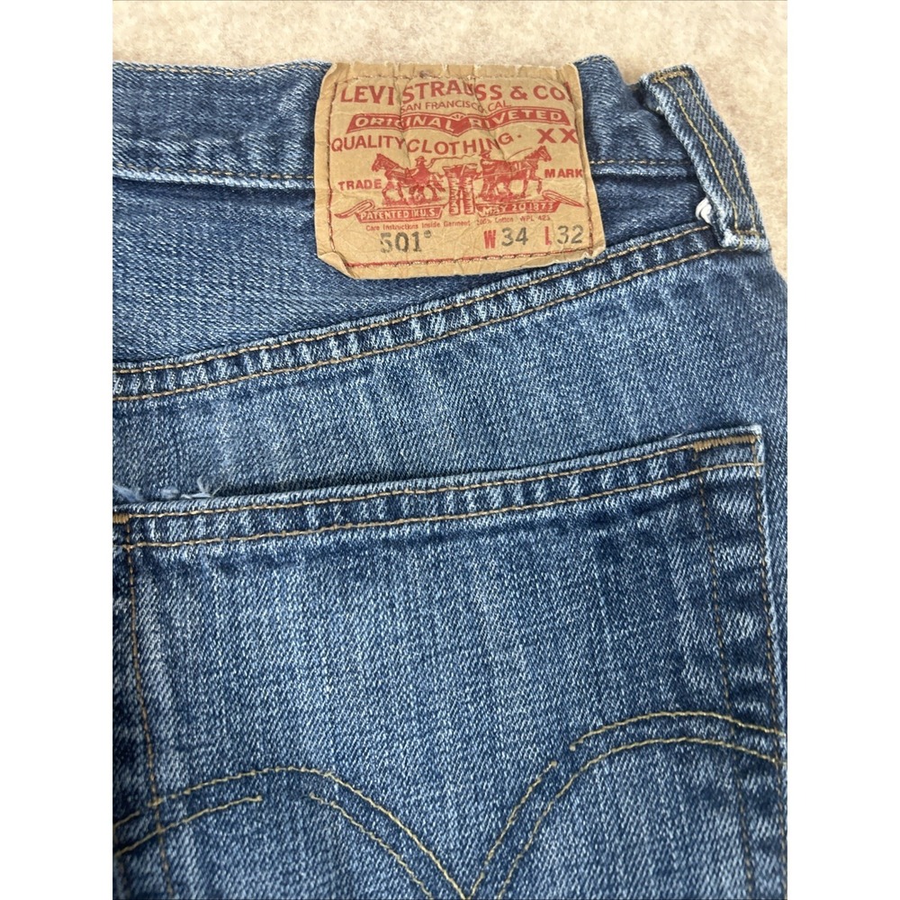 Levi's 501 34x34 Dark Wash Button Fly Made In Mexico - Picture 9 of 10